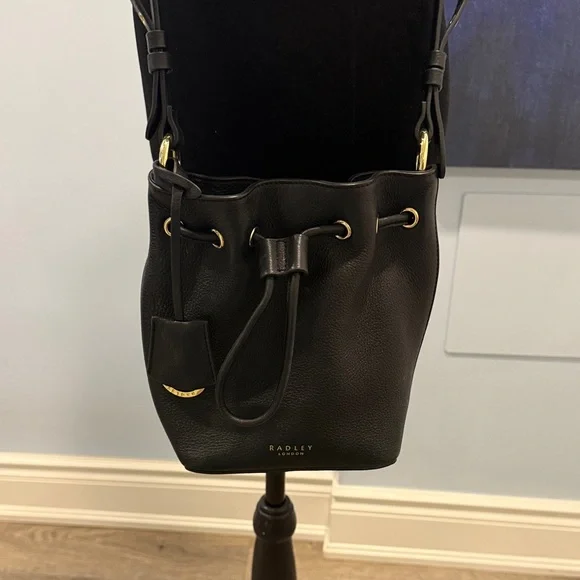 RADLEY LONDON Black Leather Crossbody Bag - Picture 6 of 6